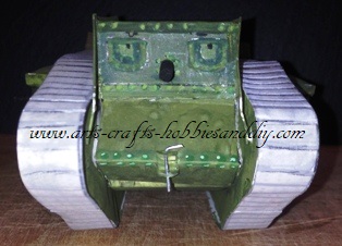 Free home painted WWI landship kit